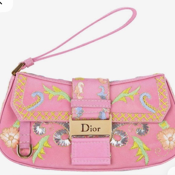 Dior Handbags - ISOOOOO